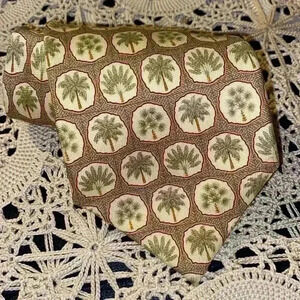 Tommy Bahama 100% silk wide tie